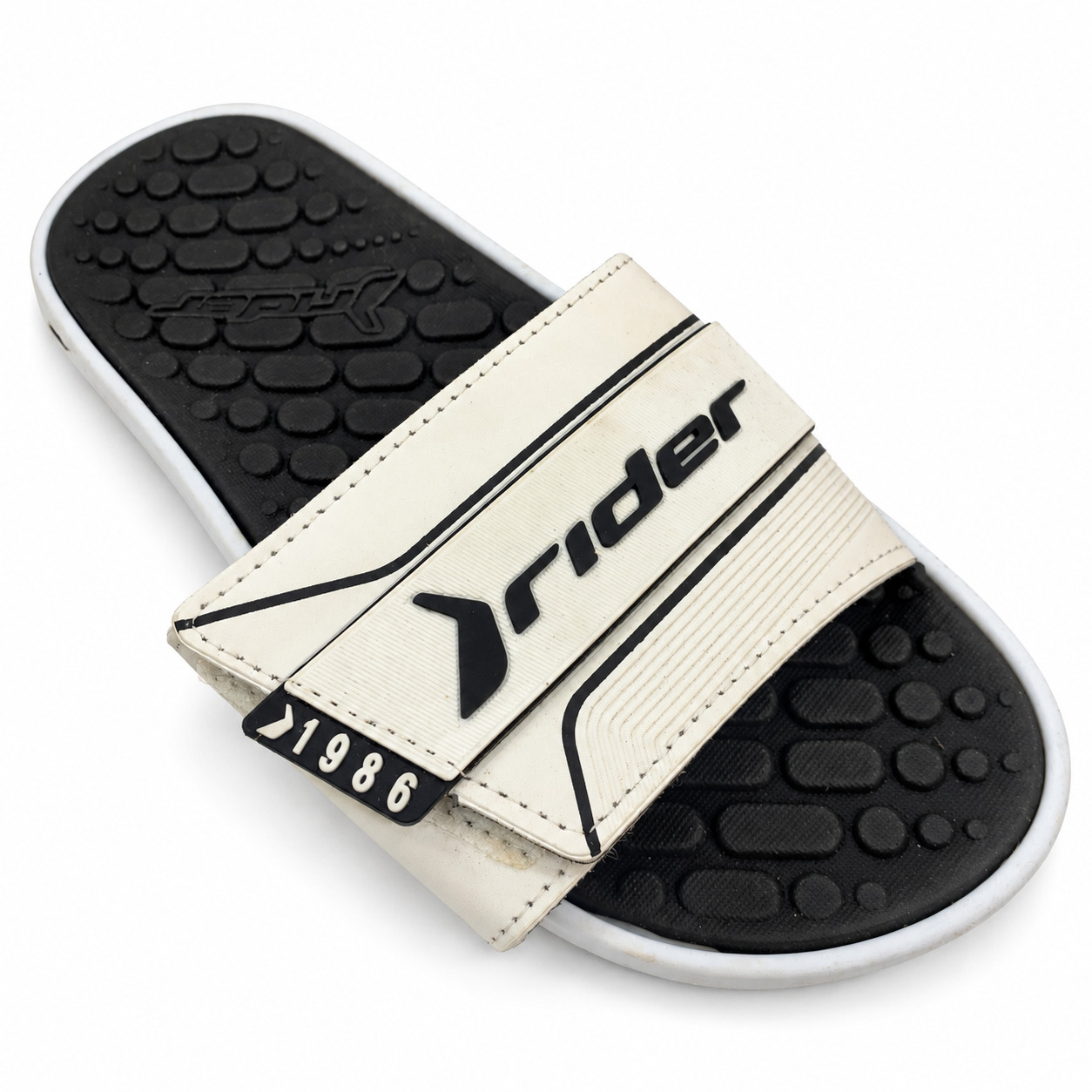 Chinelo Rider, foto 1 de 3