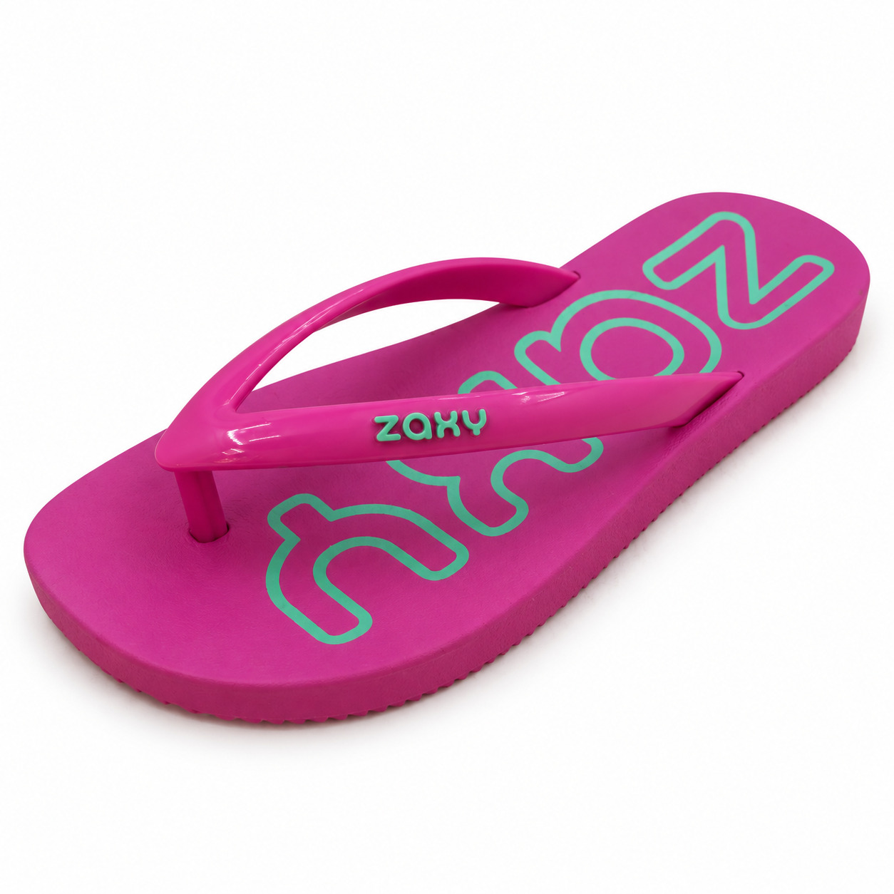 Chinelo Zaxy, foto 1 de 3