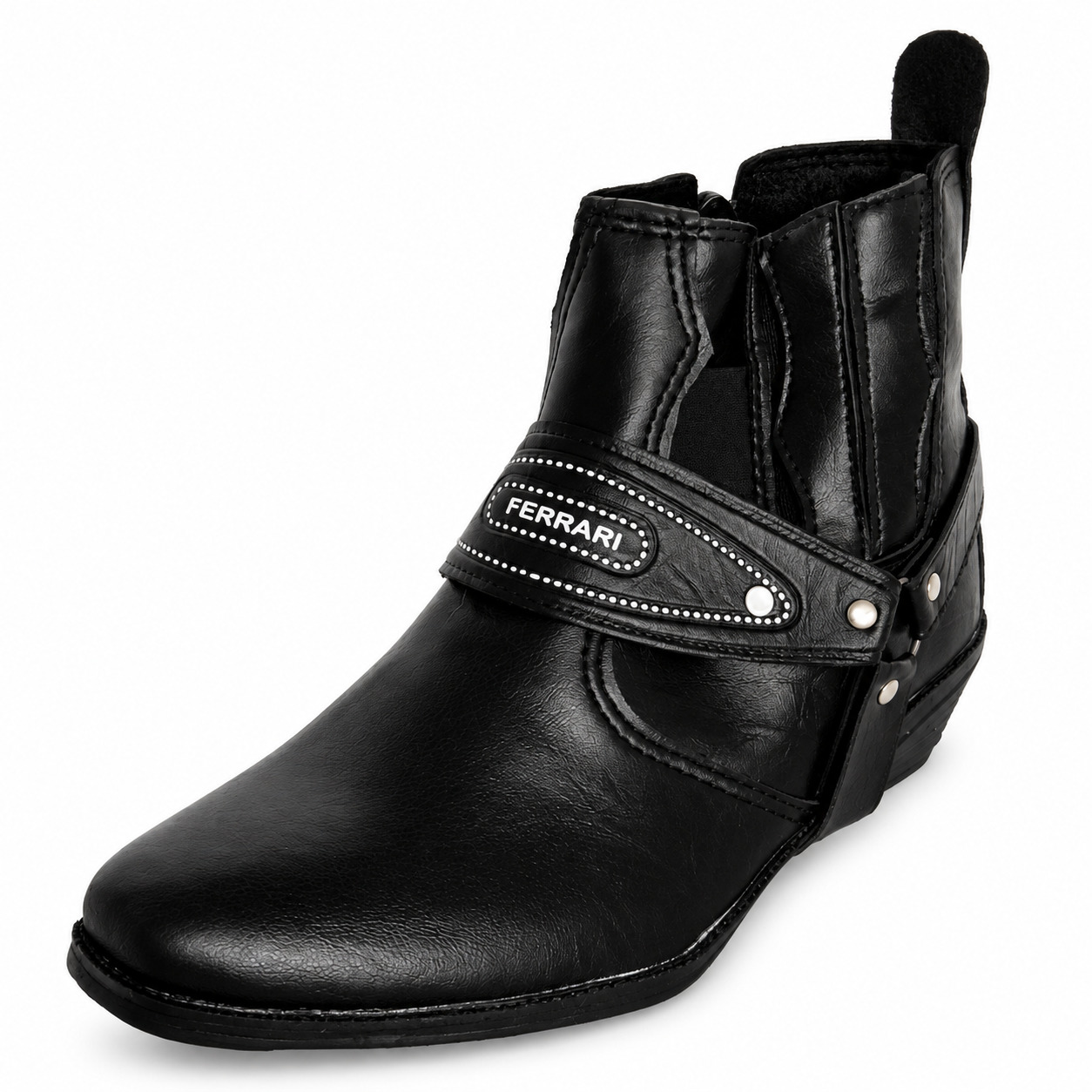 Bota Ferrari, foto 1 de 3