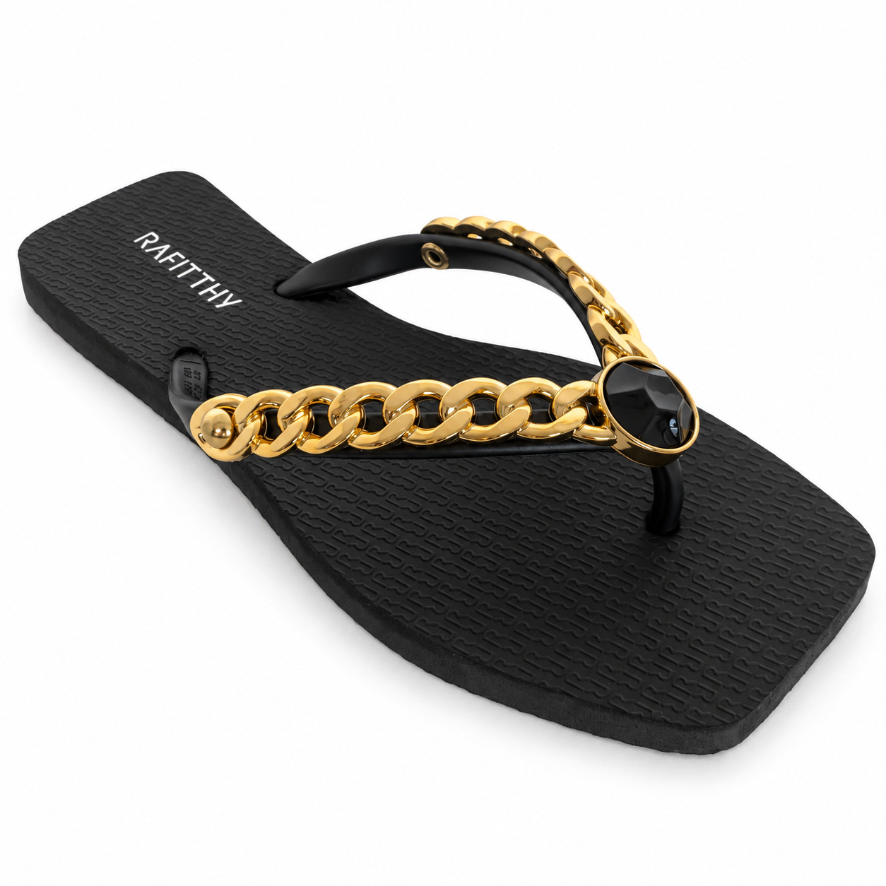 Chinelo Rafitthy, foto 1 de 3