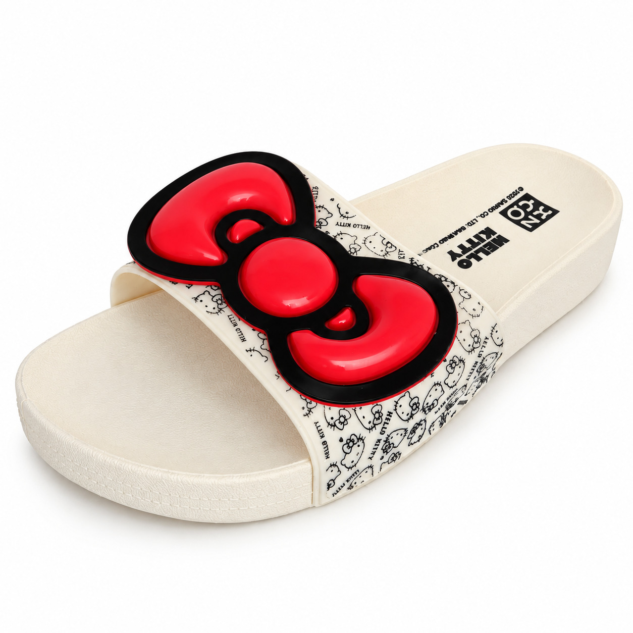 Chinelo Zaxy, foto 1 de 3