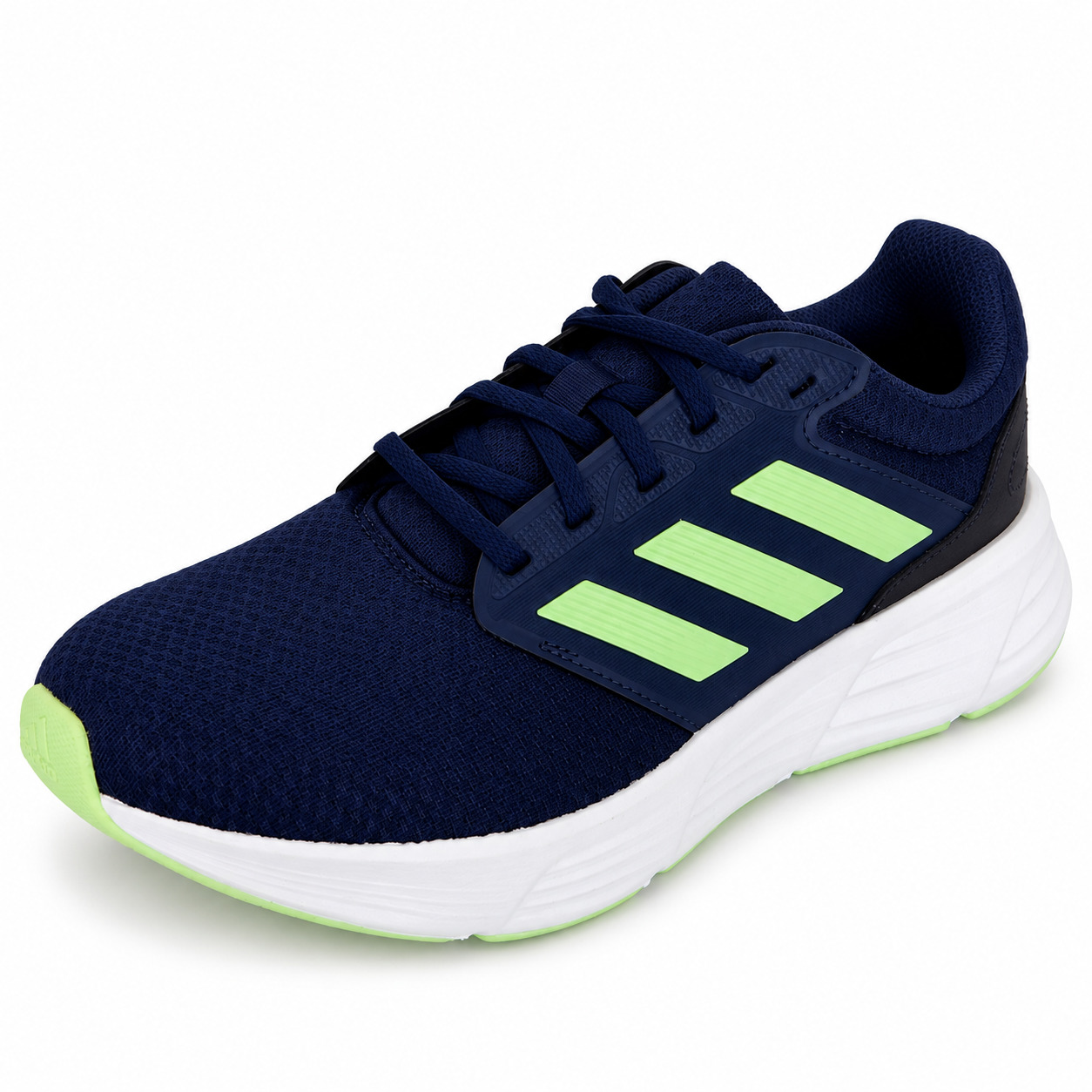 Tênis Adidas, foto 1 de 3