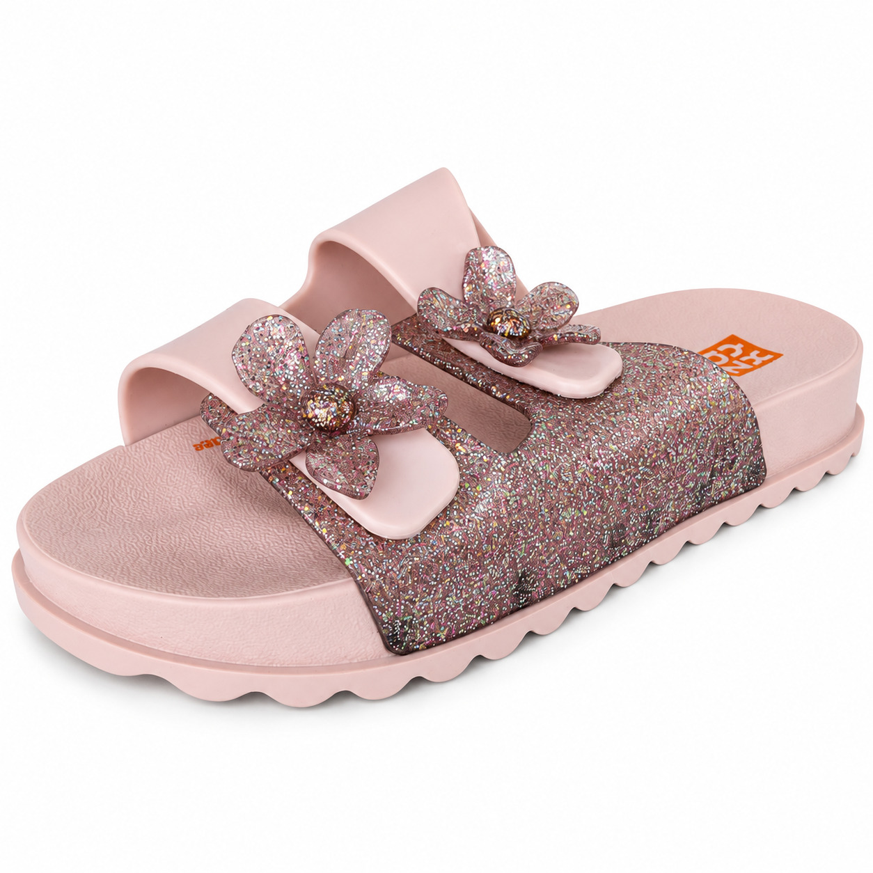 Chinelo Zaxy, foto 1 de 3