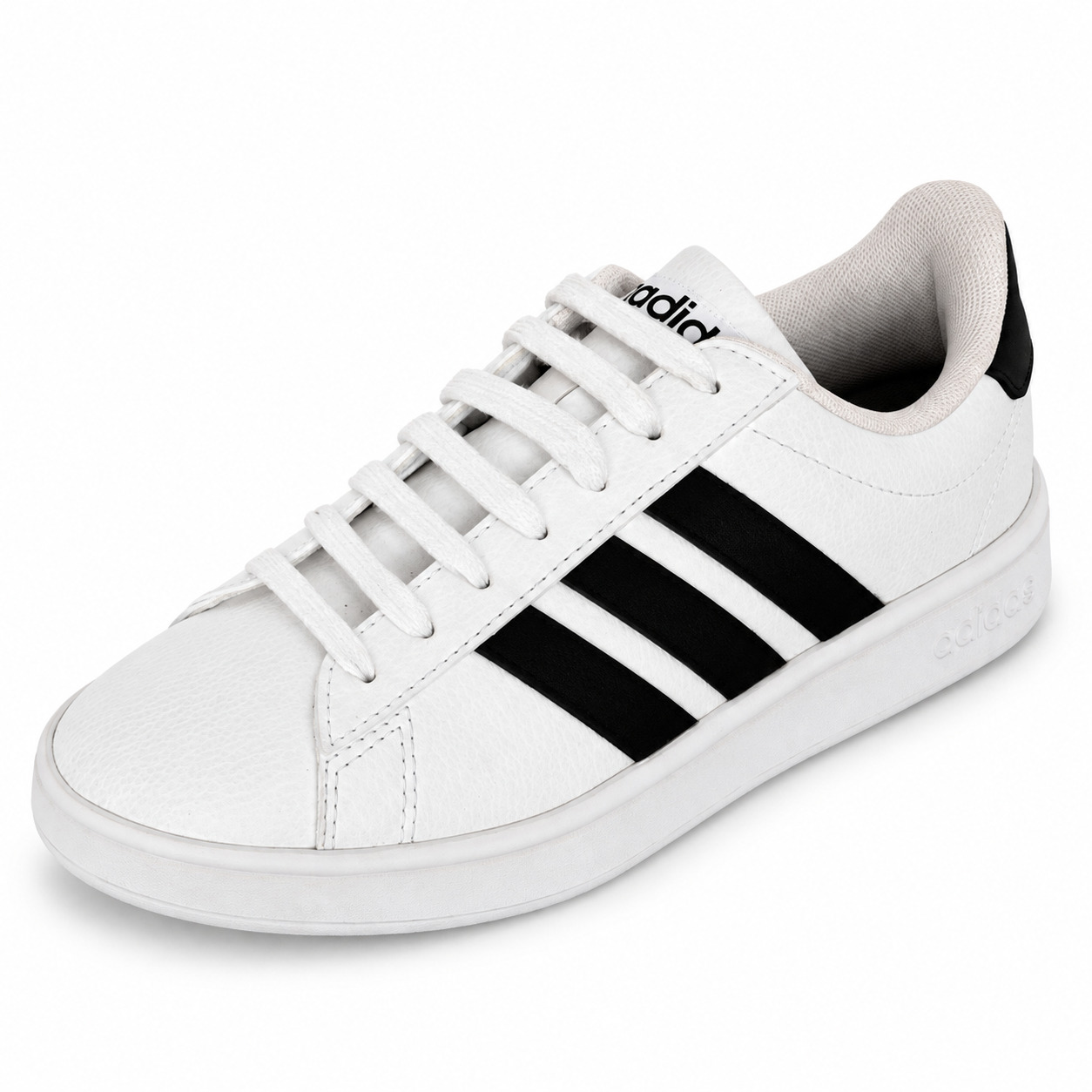 Tênis Adidas, foto 1 de 3