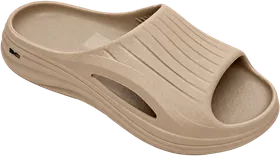 Chinelo Actvitta, Cinza